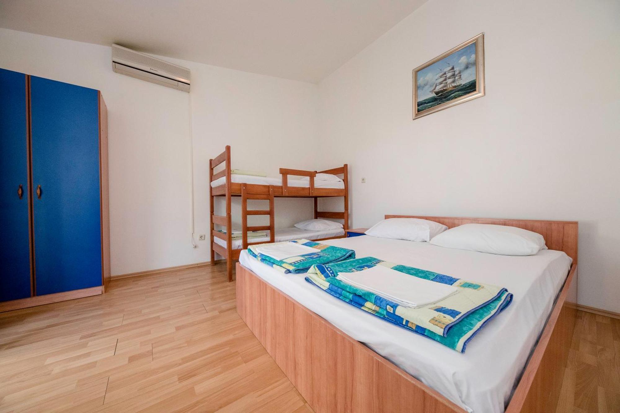 Guesthouse Sime Kolan Exterior photo